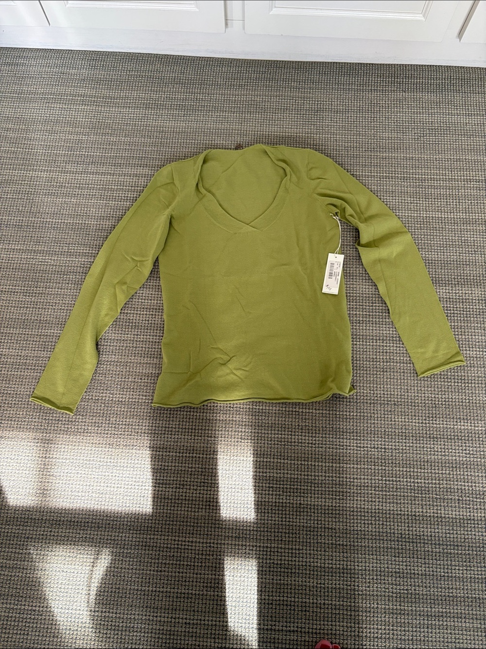 New  with tags Margaret O’Leary Women's V-Neck Long Sleeve Top in Olive Green